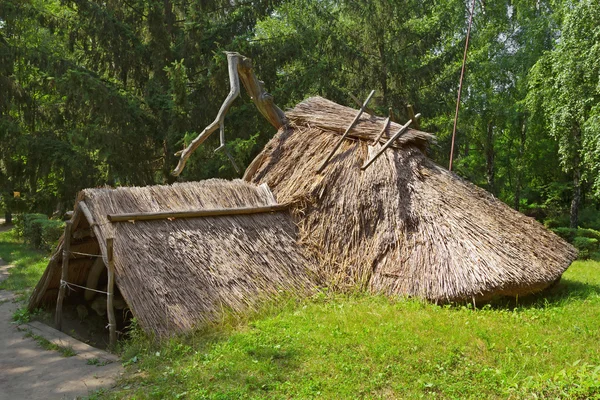 Old hovel in Pereyaslav-Khmelnytsky — Stock Photo, Image