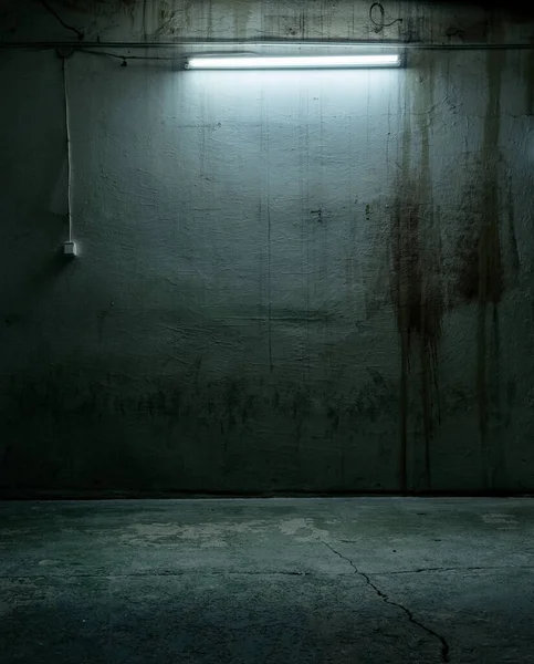 Alter Leerer Grunge Kellerraum Mit Kopierraum lizenzfreie Stockbilder