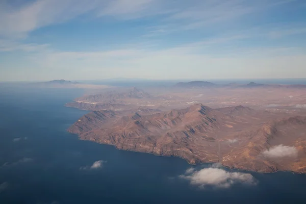 Νησί των Καναρίων Νήσων Φουερτεβεντούρα από αεροπλάνο προβολή παραθύρου — Φωτογραφία Αρχείου