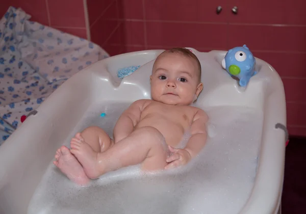 Hübscher kleiner Junge — Stockfoto