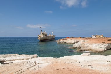 Kıbrıs Adası Yalı