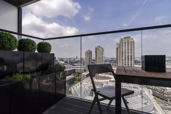 Barbican gezien vanaf een balkon — Stockfoto