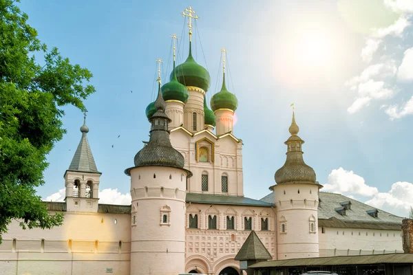 Kremlin van oude stad van rostov de grote, Rusland — Stockfoto