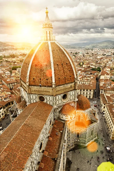 Basilica di Santa Maria del Fiore (Duomo) i Florens — Stockfoto