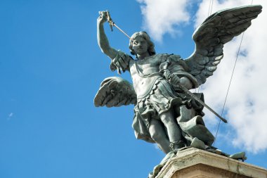Saint Michael heykel melek Şatosu'nda Roma üzerine