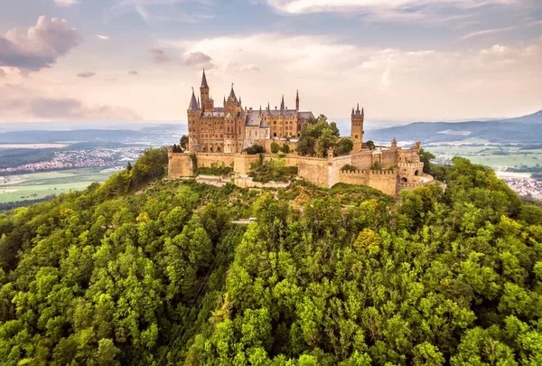 Hohenzollern Kalesi Gün Batımında Almanya Dağın Tepesinde Swabian Alpleri Nin — Stok fotoğraf