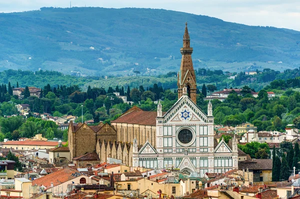 De basiliek van santa croce in florence — Stockfoto