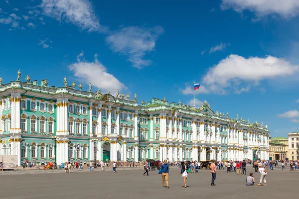 Palacio de Invierno en San Petersburgo, Rusia —  Fotos de Stock