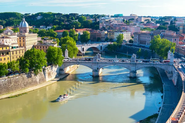 Paisaje urbano de Roma, Italia — Foto de Stock