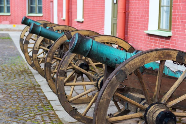 Old cannon in Peter and Paul Fortress — Stock Photo, Image