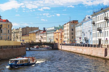 St. Petersburg Moika nehirde
