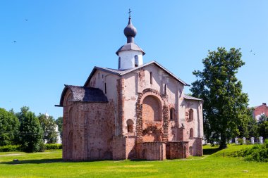 Novgorod büyük antik kilise
