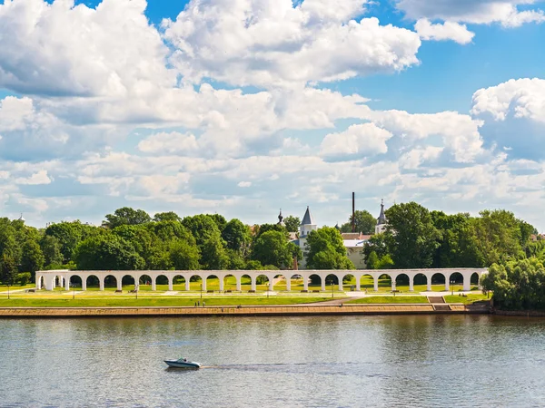 Ярославский двор в Великом Новгороде — стоковое фото
