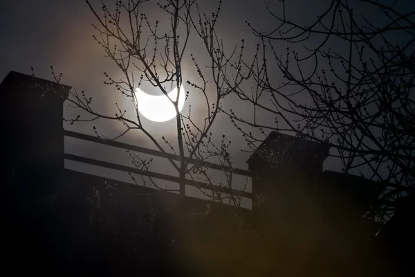 2015 3 月 20 日、モスクワでの日食. — ストック写真