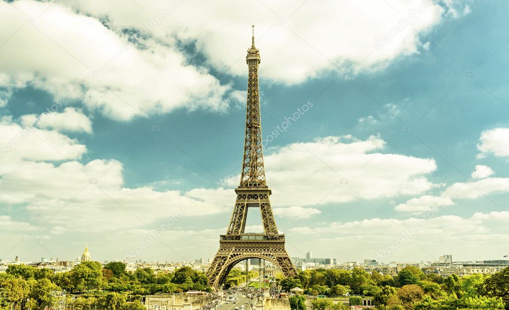 Eiffel tower, Paris skyline