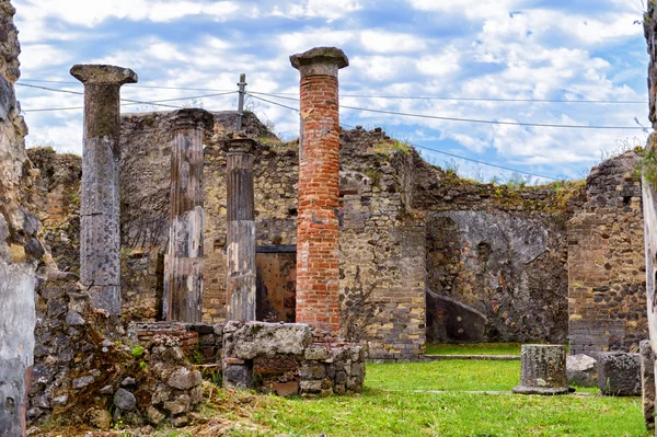 Ruins of a house in Pompeii, Italy — Stock Photo, Image