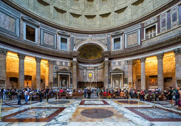 Uvnitř pantheon, Řím, Itálie — Stock fotografie