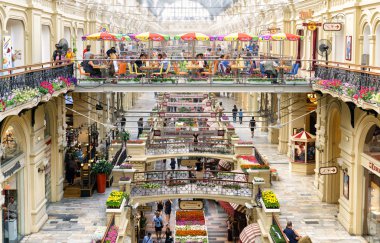 Sakız içinde (ana mağaza), Moskova