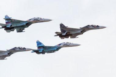 Akrobasi ekran takım 