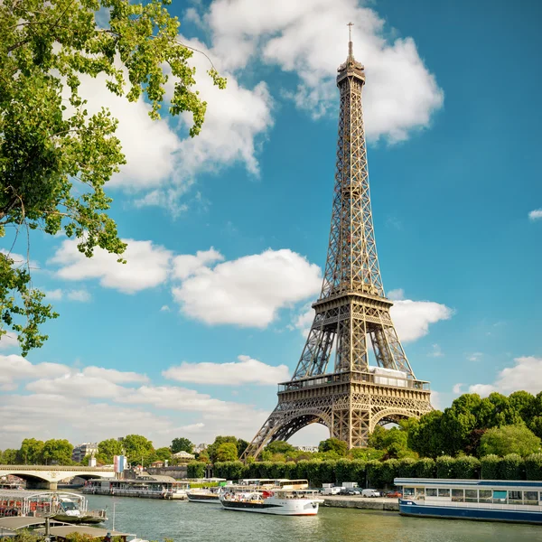 Het Eiffel in Parijs — Stockfoto