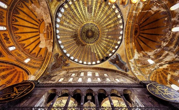 Intérieur de la hagia sophia, istanbul, dinde — Photo