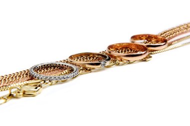 mücevher altın nesneler üzerinde beyaz