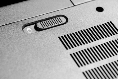 Laptop batarya arka Manzaralı