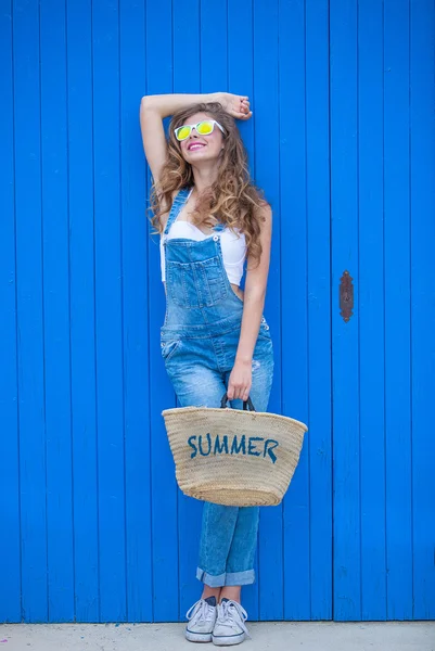 Dospívající dívka letní — Stock fotografie