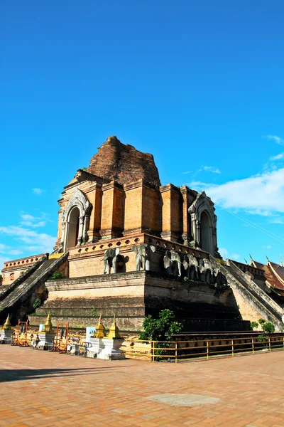 Wat Chedi Luang — Stock Photo, Image