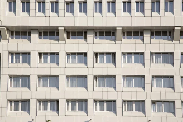 Una facciata di hotel a Perm — Foto Stock