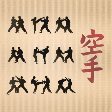 Hiyeroglif karate ve karate gösteren erkeklerin. 