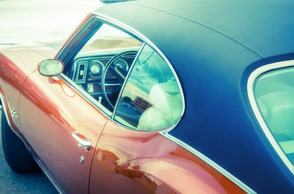 Retro auto, close-up — Stockfoto