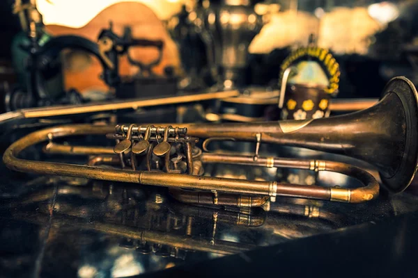 Collection of old instruments with a grunge decor — Stock Photo, Image