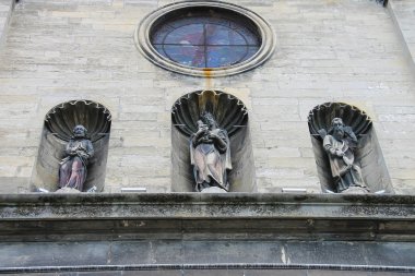 Bernardine Kilisesi ve Manastırı Lviv eski şehir. Ukrayna