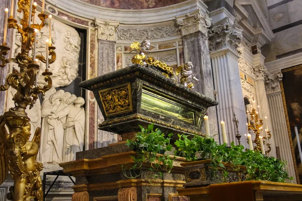 Belo interior da Catedral de Pisa (Duomo di Pisa) em Piaz — Fotografia de Stock