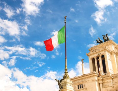 bayrağı, anıt Victor emmanuel II. Piazza venezia, rom