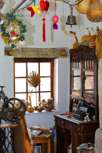 Interior of rural Ukrainian folk art workshop — Stock Photo, Image