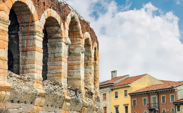 Arena van Verona - de plaats van jaarlijkse festival Opera's in Verona, — Stockfoto