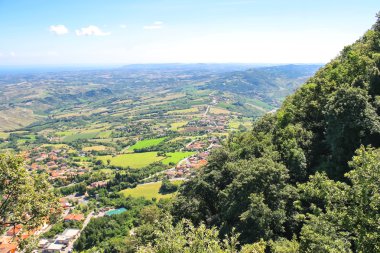 San Marino Kalesi köyden görünümünü. Republi