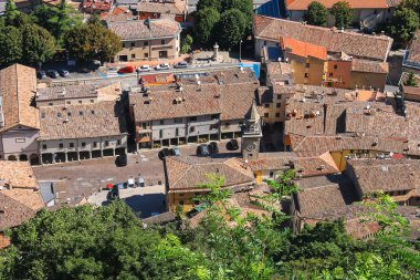 San Marino Kalesi köyden görünümünü. Republi