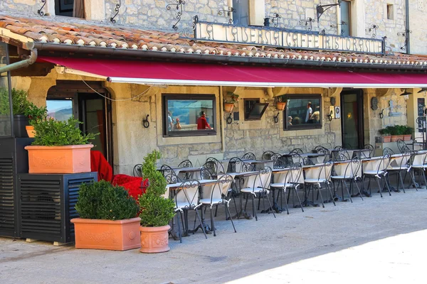 O restaurante, "Righi" em San Marino, República de San Marino — Fotografia de Stock