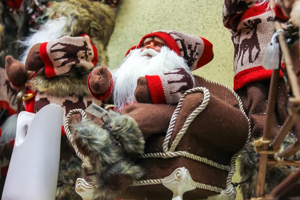 Velký Cristmas trh "Villaggio di Babbo Natale" v zahradě — Stock fotografie