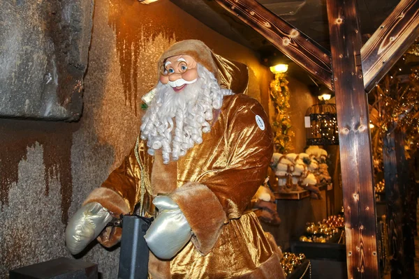 Stor Cristmas market "Villaggio di Babbo Natale" i trädgården — Stockfoto