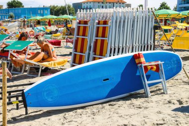 Mar Beach resort Town Bellaria Igea turist güneşlenmek