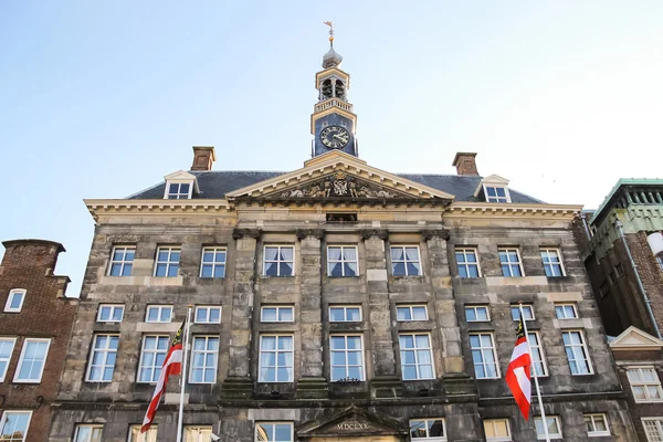 Stadhuis na cidade holandesa Den Bosch . — Fotografia de Stock