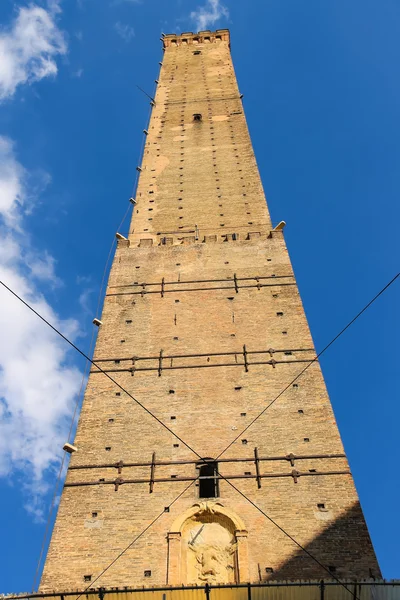 Torre degli Asinelli a Bologna. Italia — Foto Stock