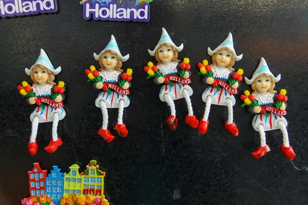 Venda de presentes no aeroporto Amsterdam Schiphol, Países Baixos — Fotografia de Stock