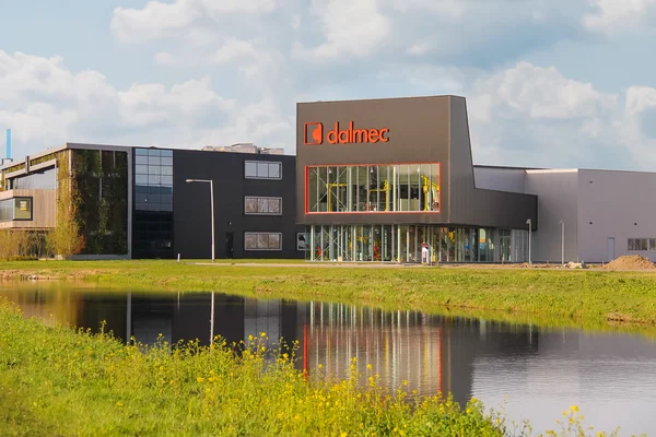 Escritórios empresas Dalmec e Cravt nos arredores de Meerkerk — Fotografia de Stock