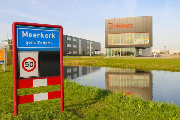Road sign at the border village of Meerkerk, Netherlands — Stock Photo, Image