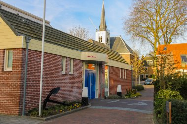 Hollandalı şehir Meerkerk, Nethe ofisinde yakınındaki antik deniz çapa